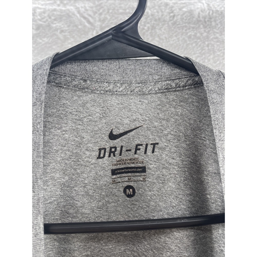 Nike Shirt Mens Size M Gray Short Sleeve Dri Fit Swoosh Sportswear Performance T - Picture 4 of 9
